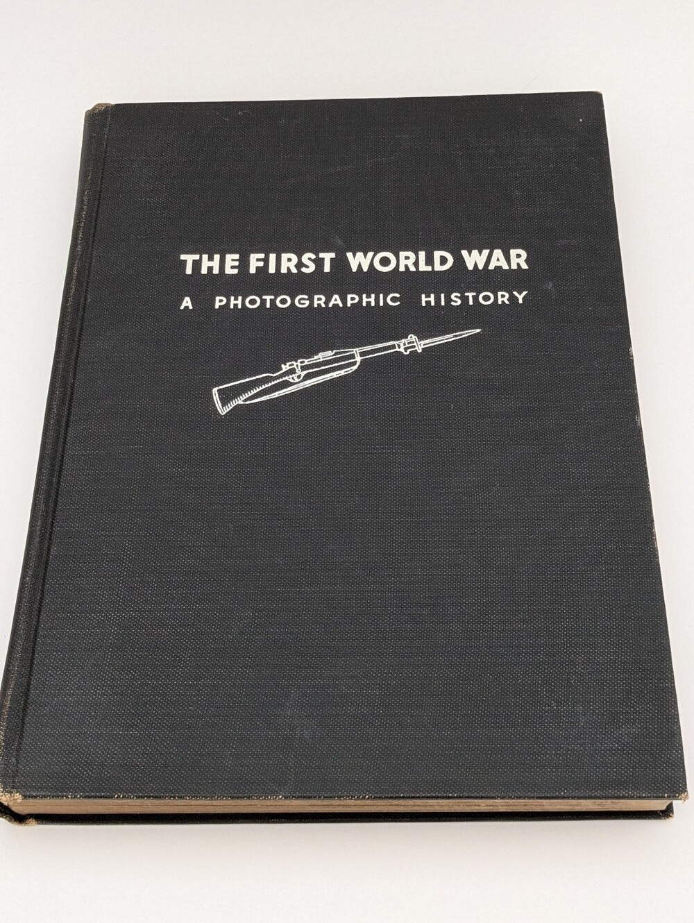 *Vintage* The First World War - A Photographic History, 1933